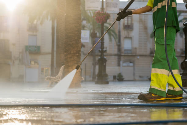 Best Deck Pressure Washing  in Potomac Heights, MD